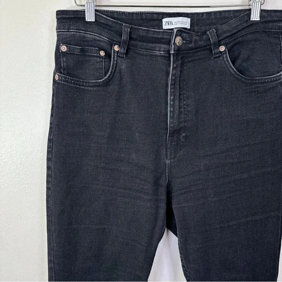 Zara Womens Size 14  High Rise Dark Wash Jeans - Picture 3 of 13